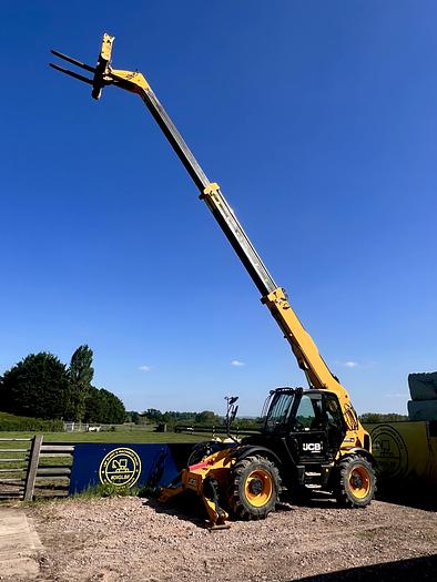 Used 2019 JCB 535-125