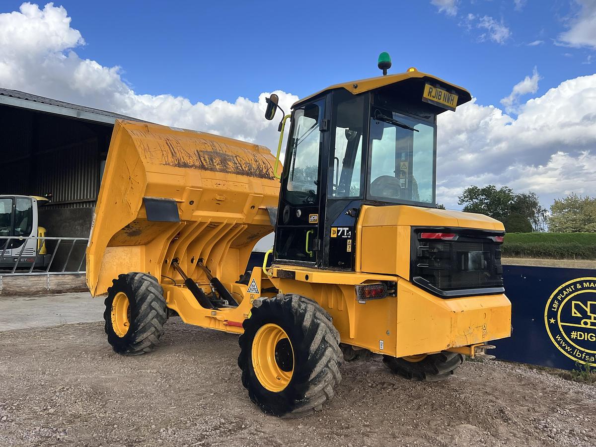 Used 2018 JCB 7t-1