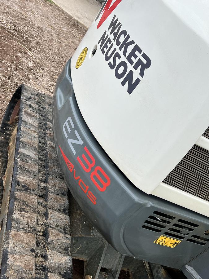 Used 2015 WACKER NEUSON EZ38 VDS