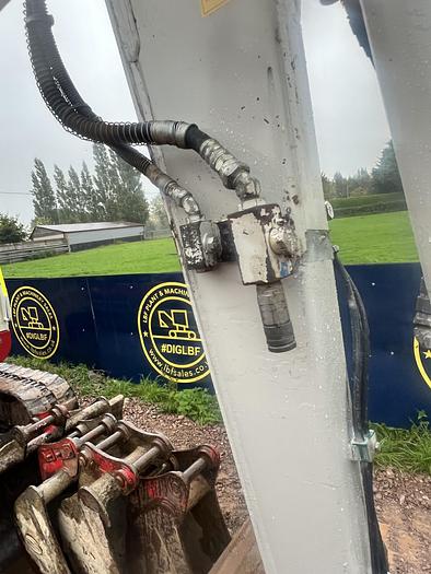 Used 2018 TAKEUCHI TB260