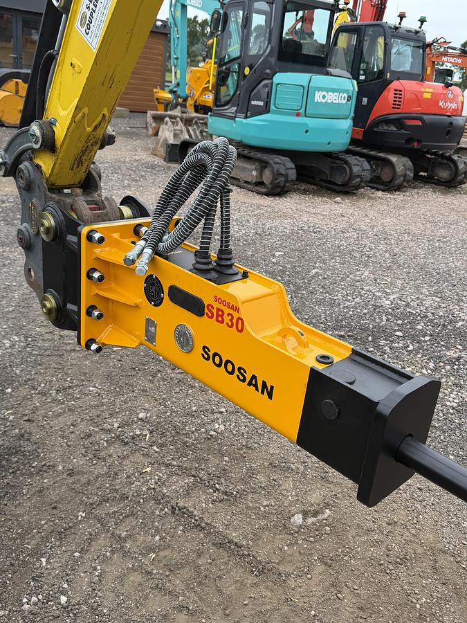 2026 SOOSAN SB30 2.5 - 5T BREAKER