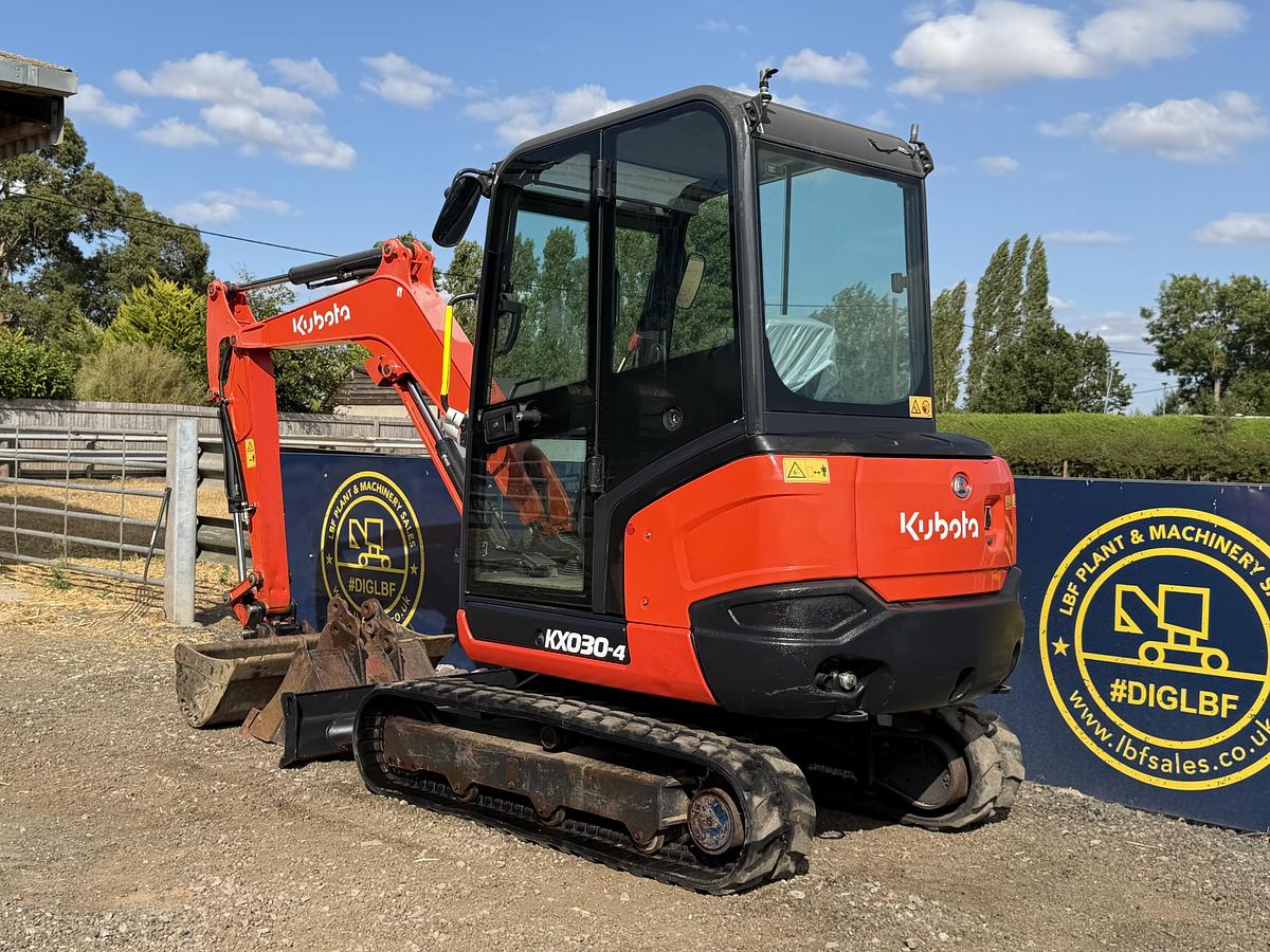Used 2019 KUBOTA KX030-4