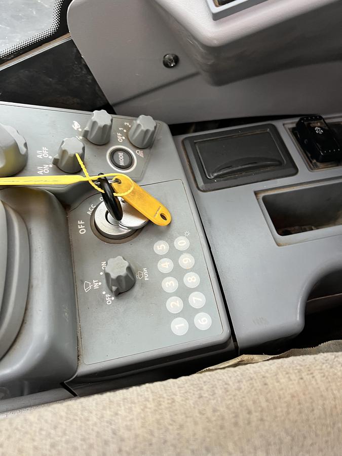 Used 2021 HITACHI ZX85USB-6