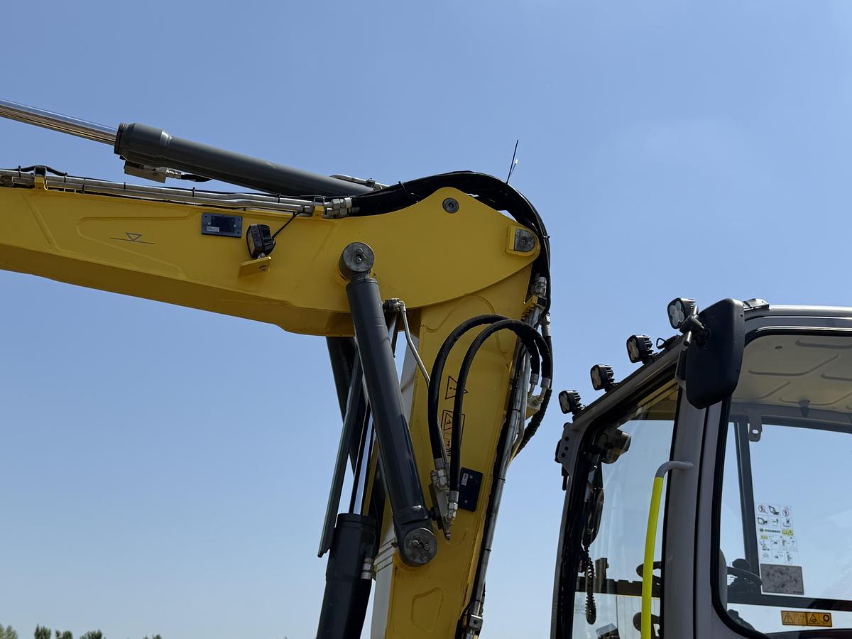 Used 2021 WACKER NEUSON EW100
