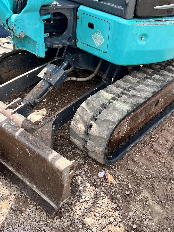 Used 2016 KOBELCO SK28SR-6E