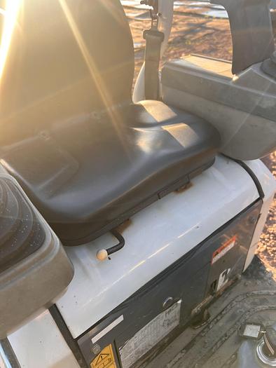 Used 2018 TAKEUCHI TB210R