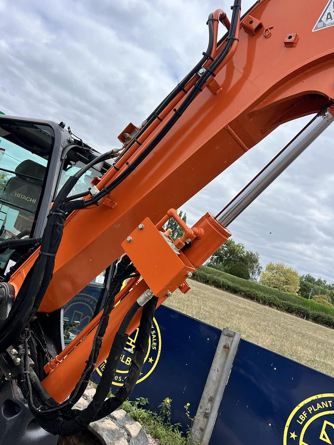 Used 2021 HITACHI ZX85USB-6