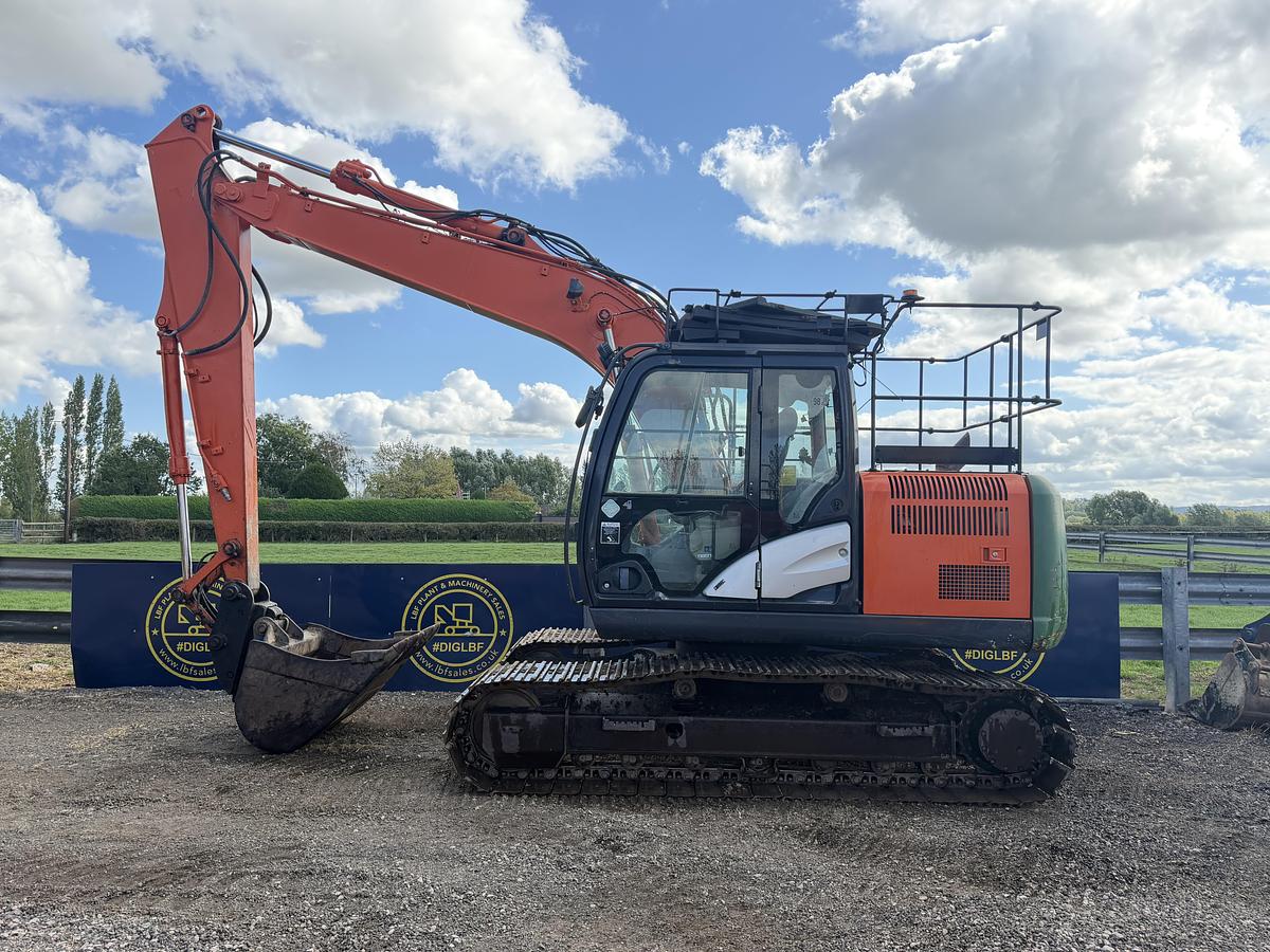 Used 2015 HITACHI ZAXIS ZX130 LCN-5
