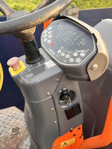 Used 2017 Hamm HD12 VV