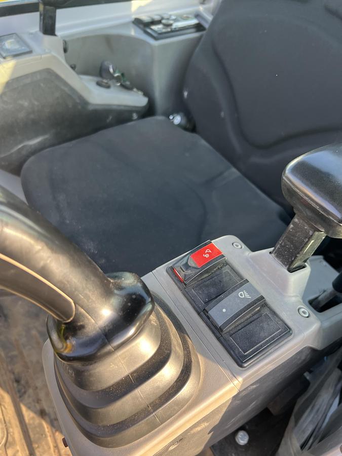 Used 2020 WACKER NEUSON EZ26