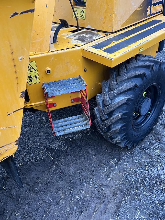 Used 2021 THWAITES 3 tonne dumper