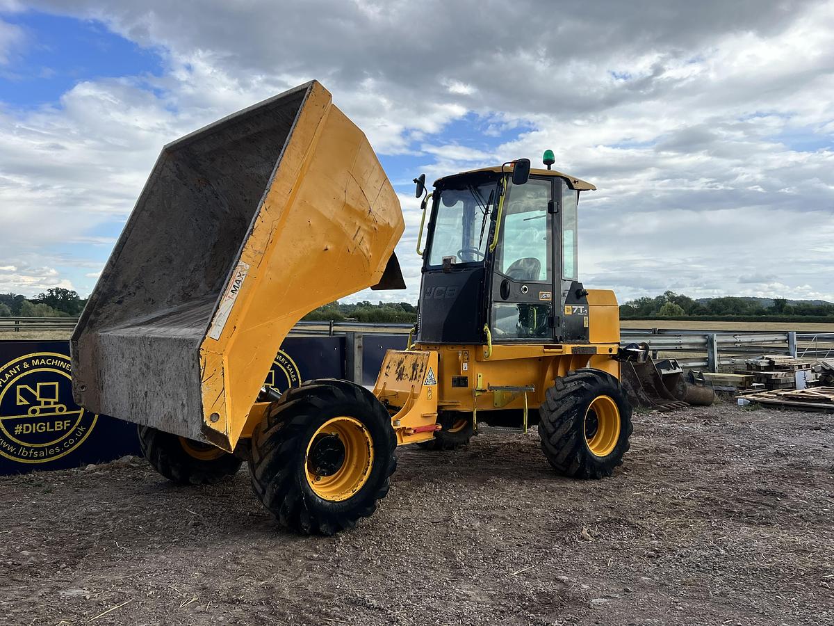 Used 2018 JCB 7t-1