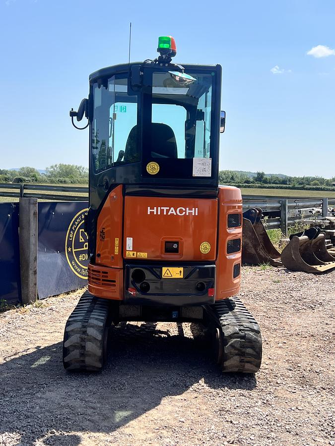 Used 2022 HITACHI ZX26U