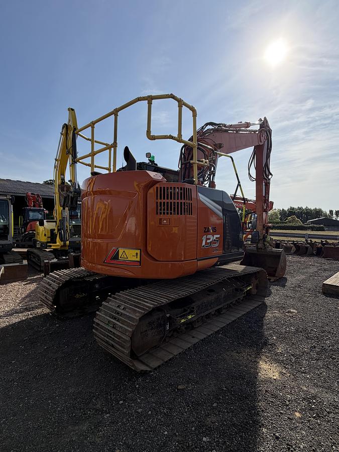 Used 2022 HITACHI ZAXIS ZX135USBL-7