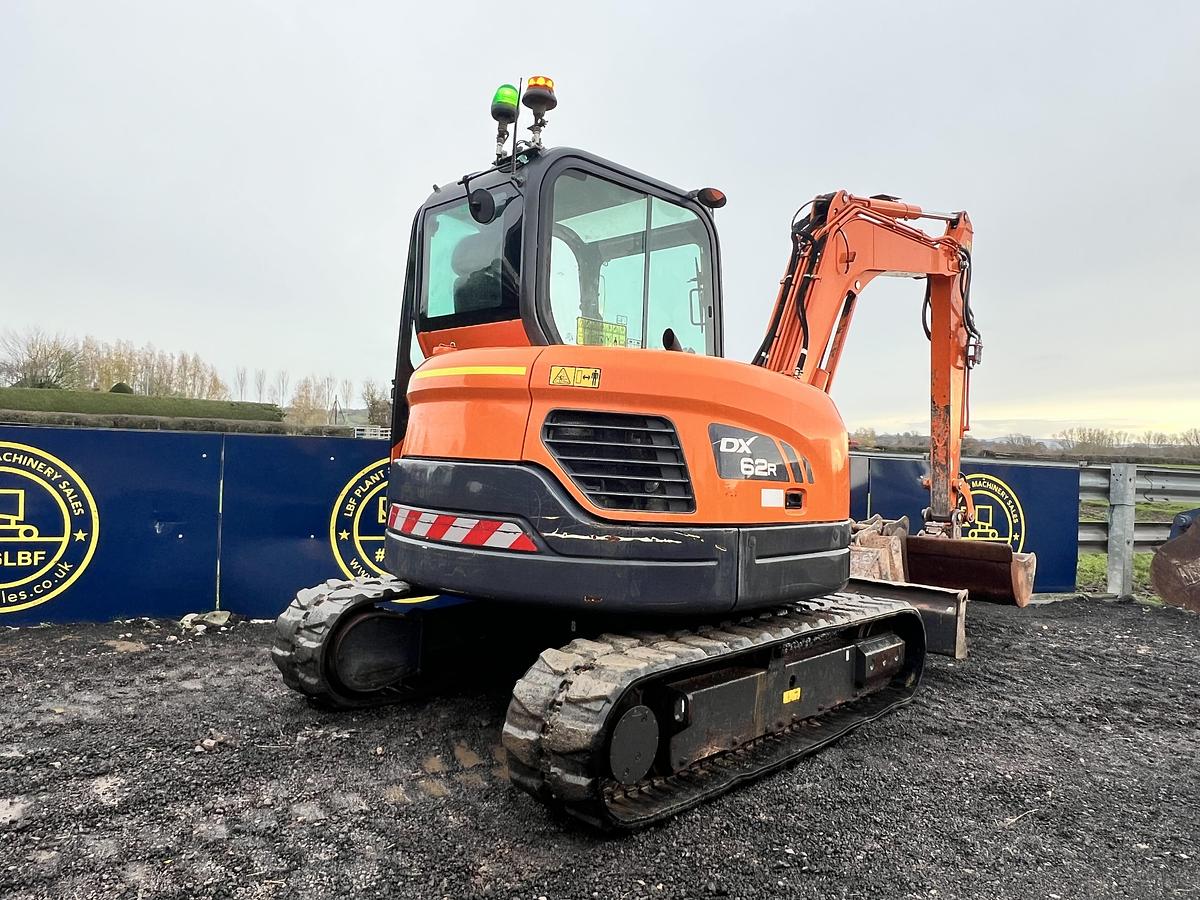 Used 2022 DOOSAN DX62R-3