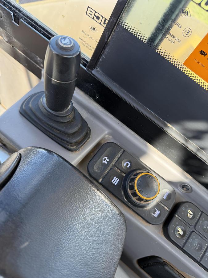 Used 2023 JCB 86c-2