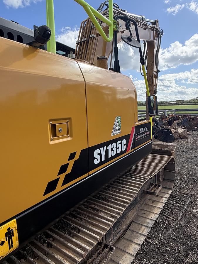 Used 2023 SANY SY135C