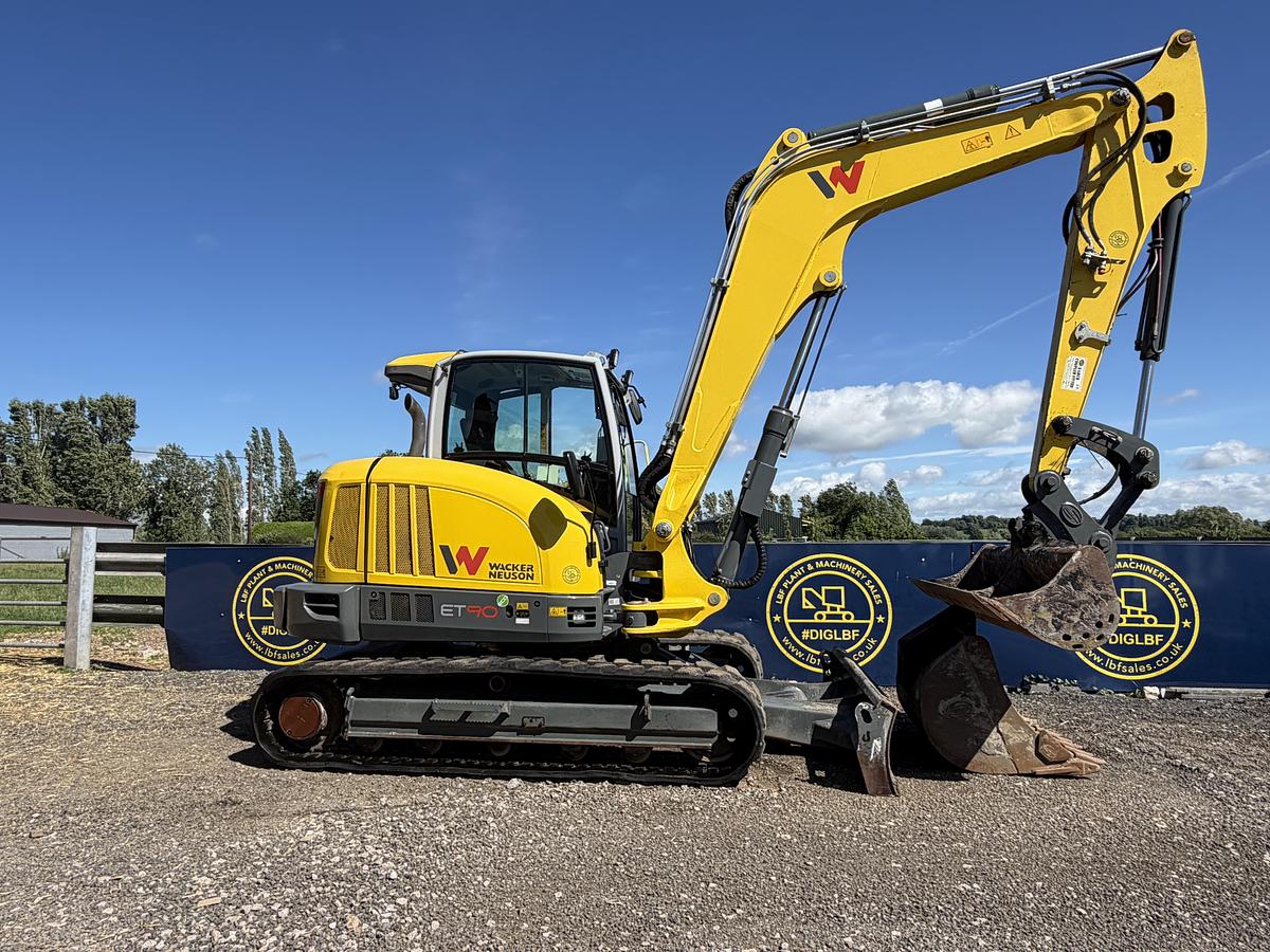 Used 2022 WACKER NEUSON ET90