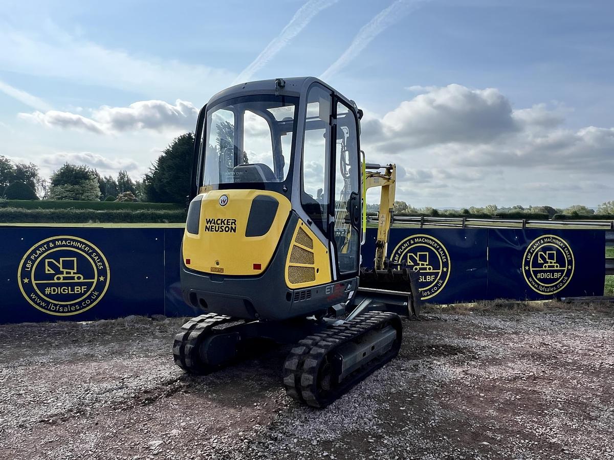 Used 2013 WACKER NEUSON ET24VDS