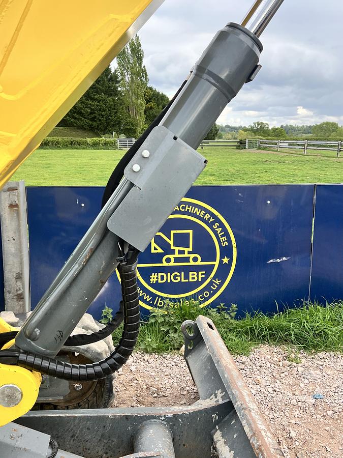 Used 2020 WACKER NEUSON ET90