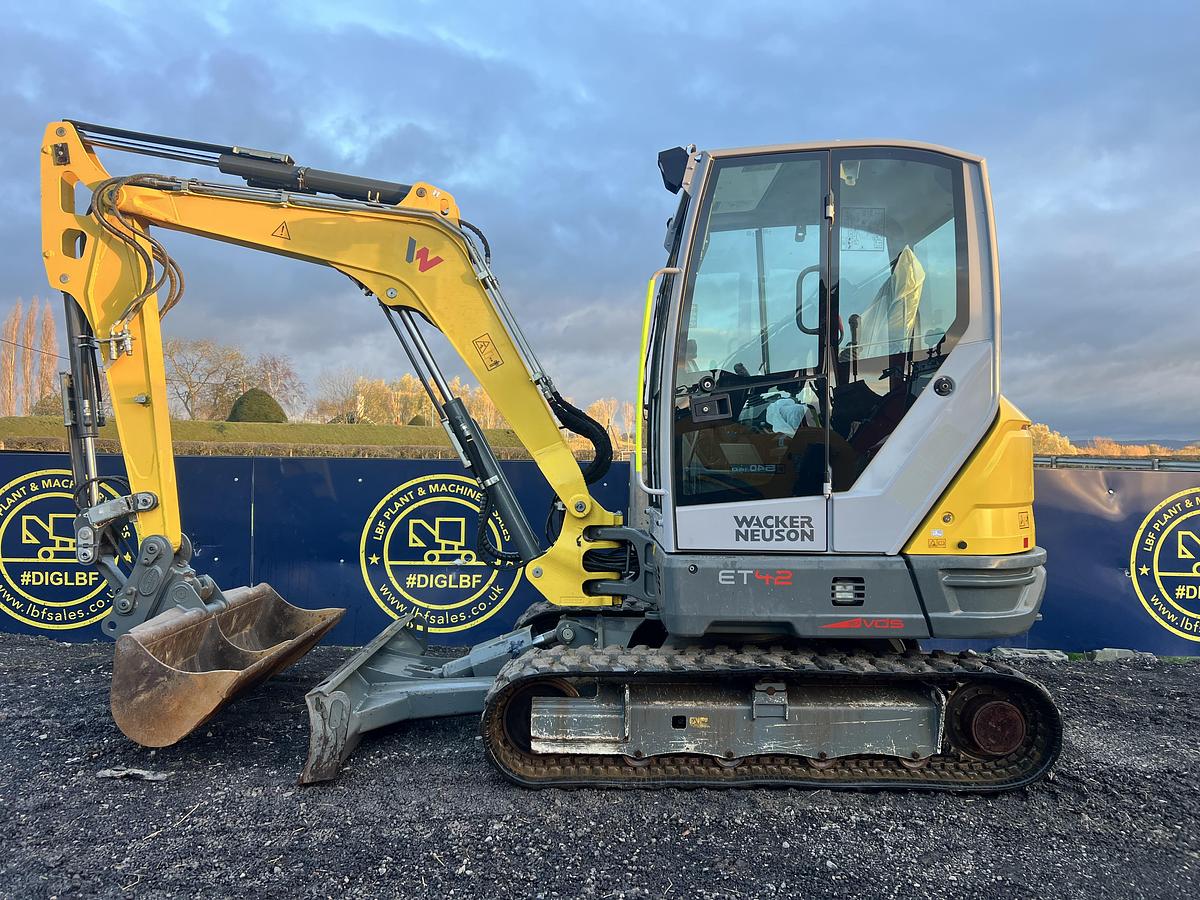 Used 2022 WACKER NEUSON ET42 VDS