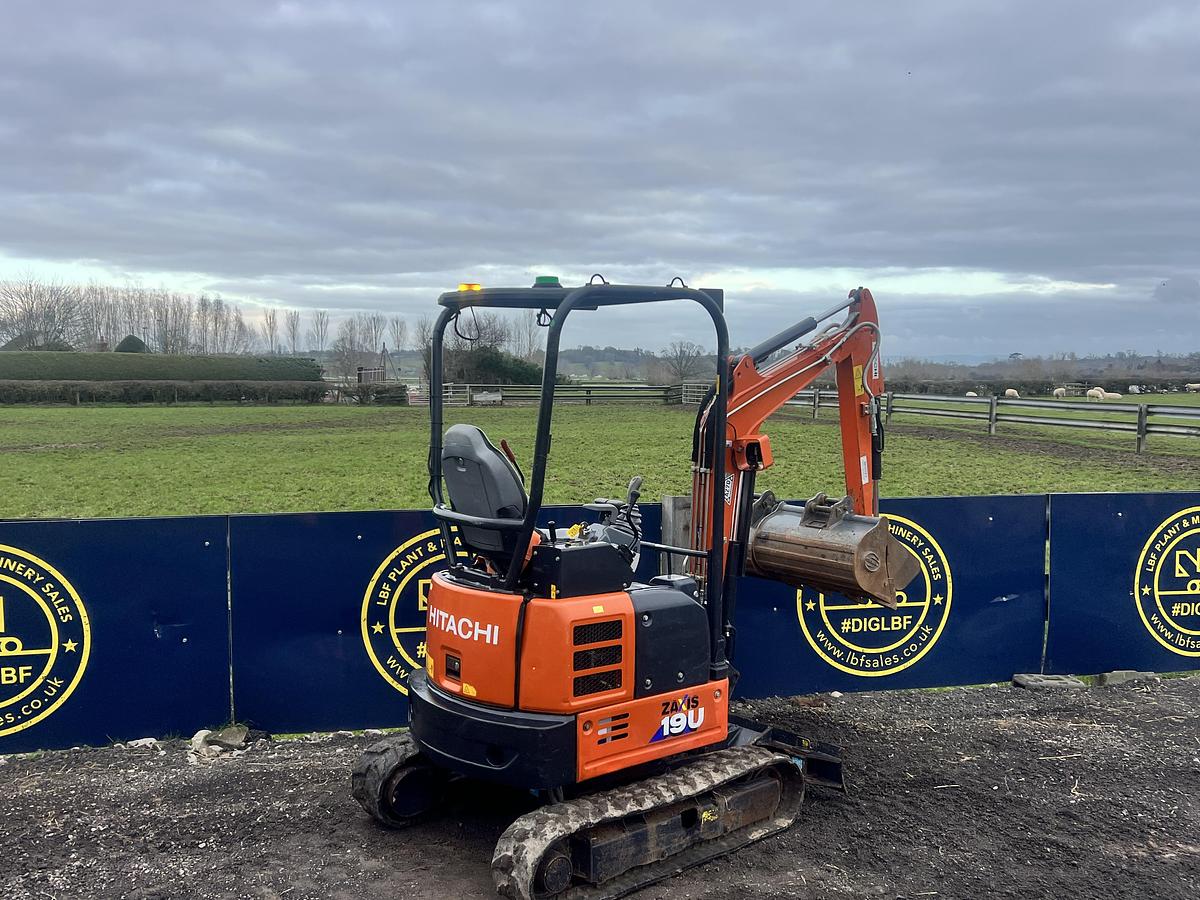 Used 2021 HITACHI ZX19U