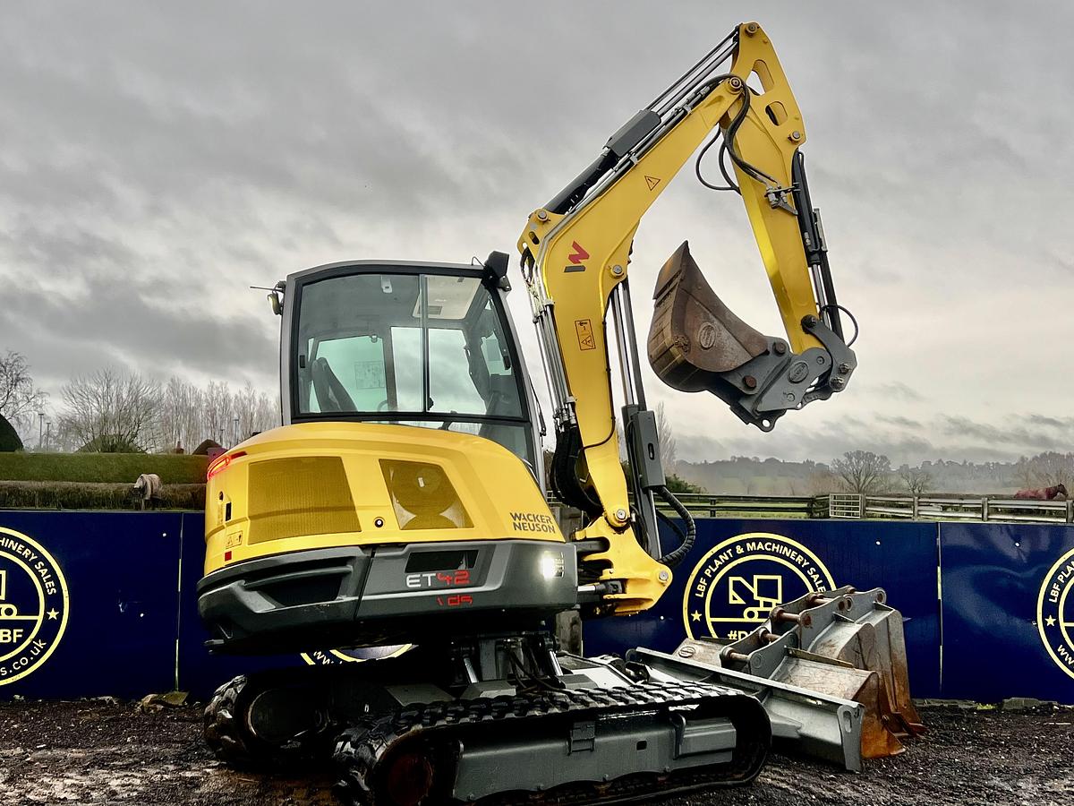 Used 2022 WACKER NEUSON ET42 VDS