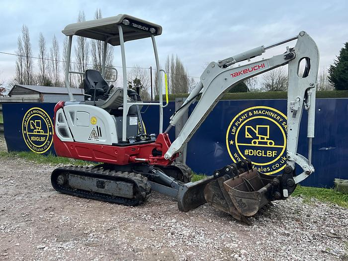 Used 2020 TAKEUCHI TB216