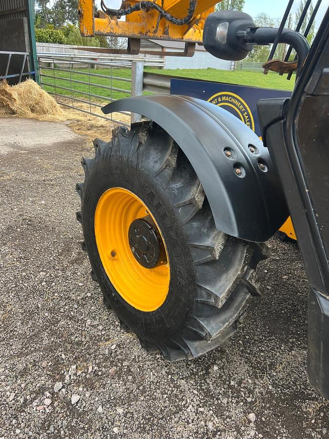 Used 2022 JCB 531-70