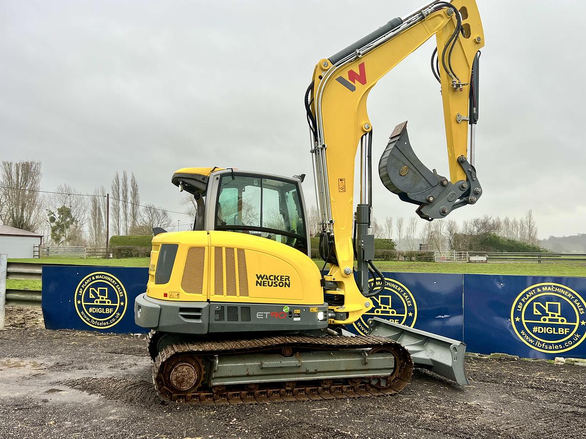 Used 2023 WACKER NEUSON ET90