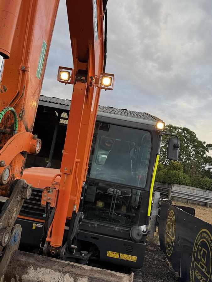 Used 2023 DOOSAN DX62R-3