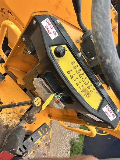Used 2017 THWAITES 9 tonne dumper