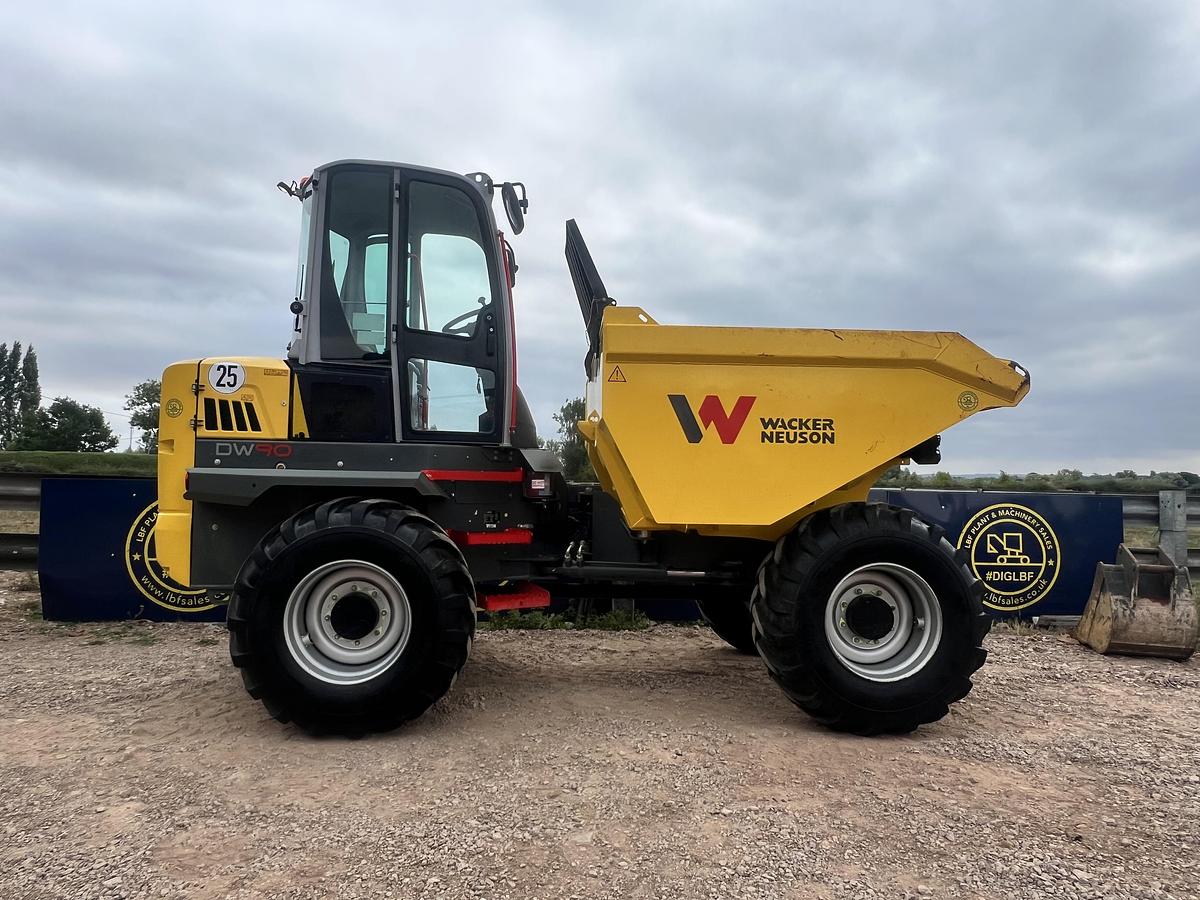 Used 2023 WACKER NEUSON DW90