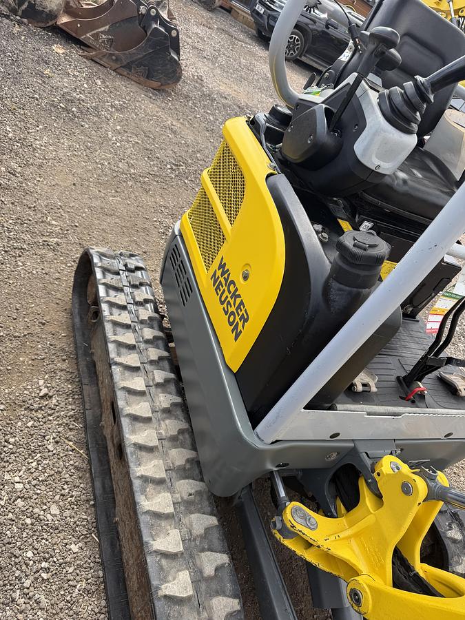 Used 2022 WACKER NEUSON EZ17
