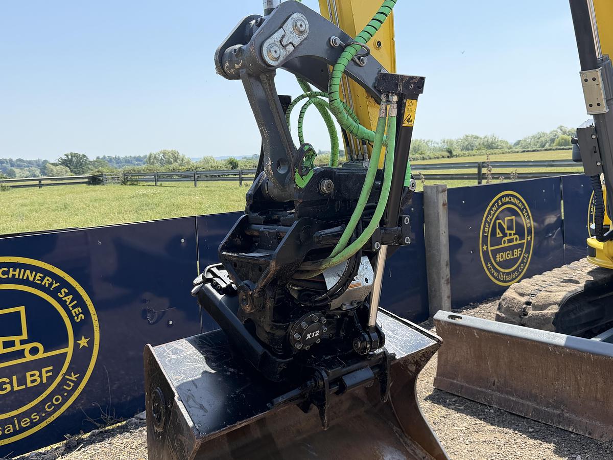 Used 2023 WACKER NEUSON ET90