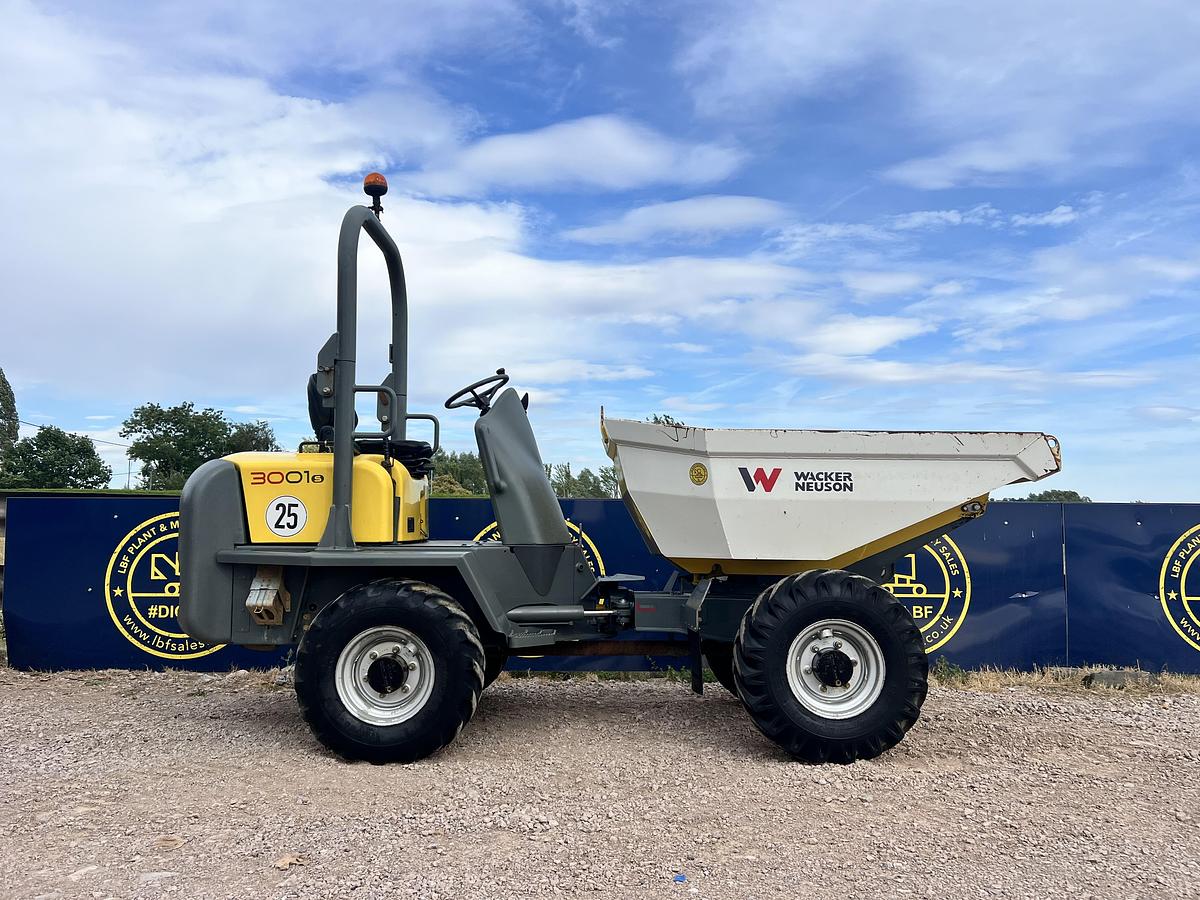Used 2015 WACKER NEUSON 3001s
