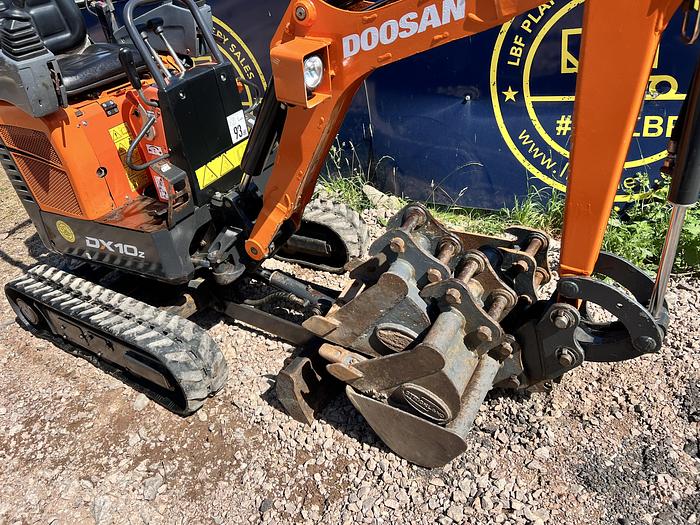 Used 2020 DOOSAN DX10