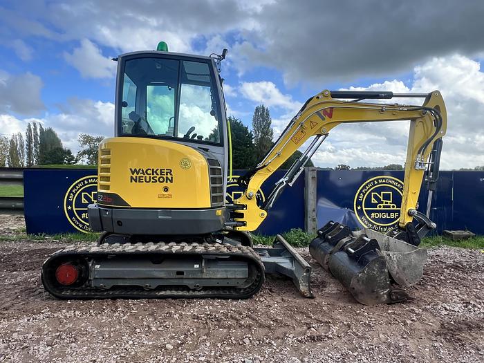 Used 2020 WACKER NEUSON EZ26