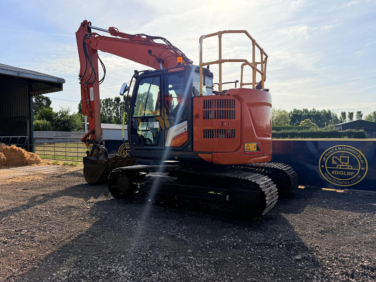 Used 2023 HITACHI ZAXIS ZX135USBL-7