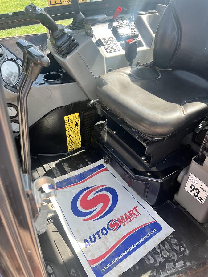 Used 2020 DOOSAN DX27Z