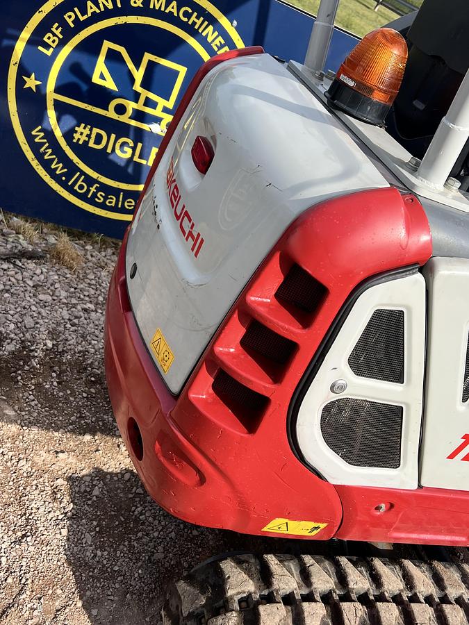 Used 2022 TAKEUCHI TB216