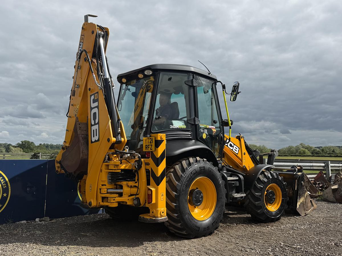 Used 2021 JCB 3CX SITE MASTER PRO