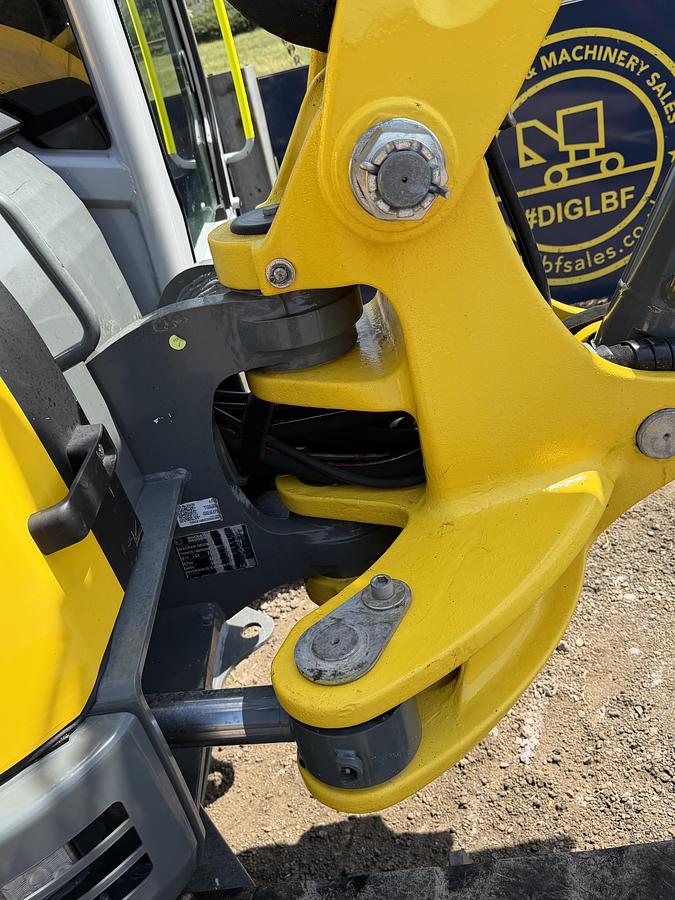 Used 2023 WACKER NEUSON ET90