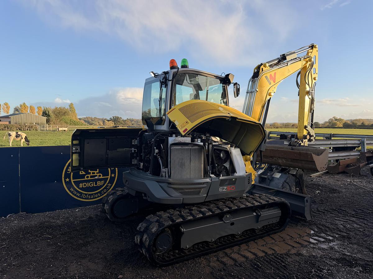 Used 2025 WACKER NEUSON EZ50