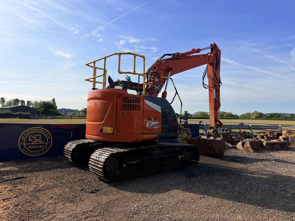 Used 2023 HITACHI ZAXIS ZX135USBL-7