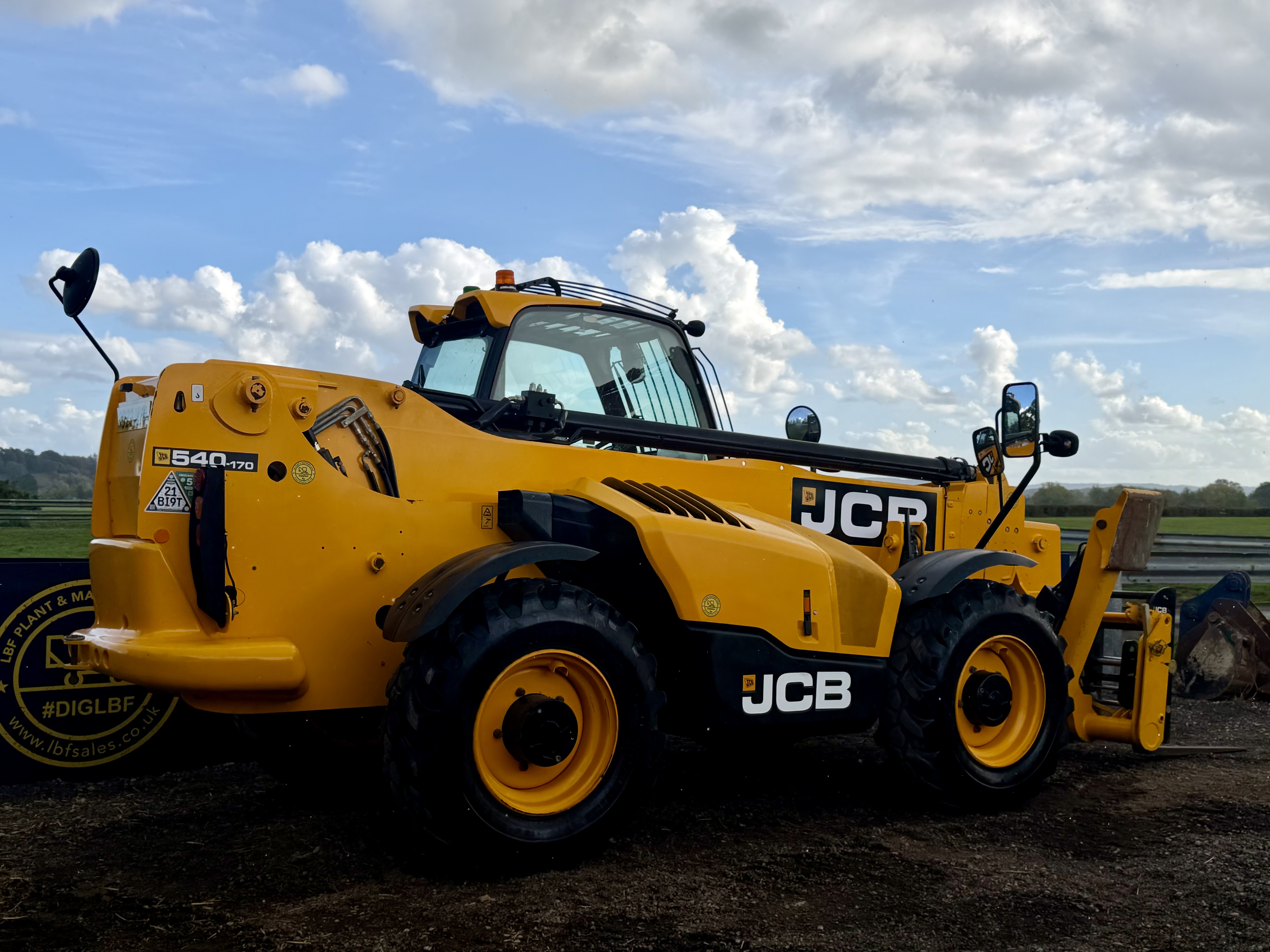 Used 2023 JCB 540-170