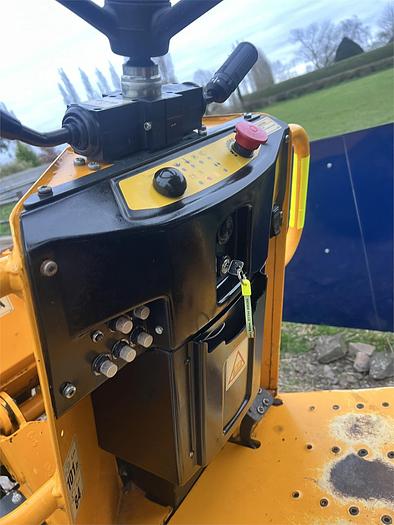 Used 2019 THWAITES MACH201