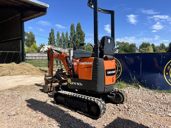 Used 2020 DOOSAN DX10