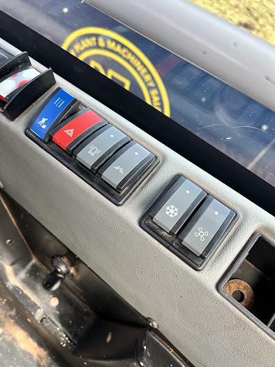 Used 2019 WACKER NEUSON DV90 duel view swivel