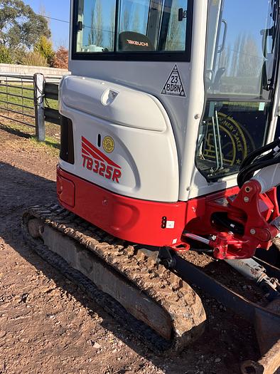 Used 2022 TAKEUCHI TB325R
